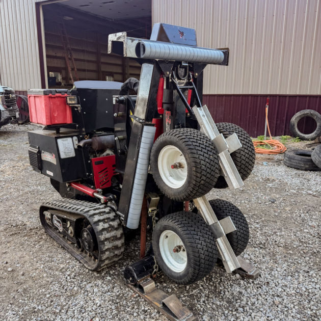 2025 Mule 7040R